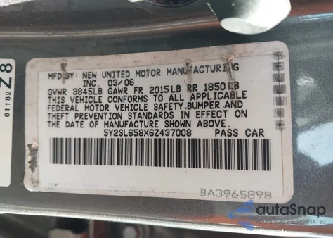 2006 Pontiac Vibe from USA, damaged, VIN 5Y2SL658X6Z437008